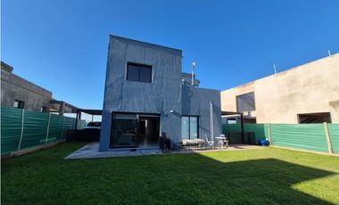 ALQUILER CASA A ESTRENAR  EN BARRIO LAR DE BOEDO