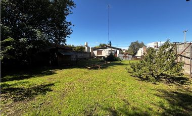 SE VENDE CASA 2 DORM SOBRE CALLE PASTEUR - ALMAFUERTE