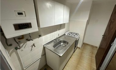 ALQUILER - 1 DOR -  Bª LAS PALMAS - COCHERA SEMICUBIERTA