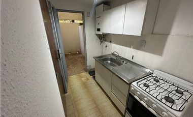 ALQUILER - 1 DOR -  Bª LAS PALMAS - COCHERA SEMICUBIERTA