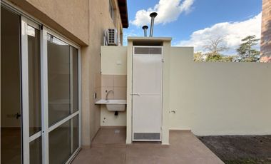 Duplex Ph 100m2 2 dormitorios y jardin en el barrio Zapiola