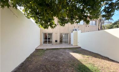 Duplex Ph 100m2 2 dormitorios y jardin en el barrio Zapiola