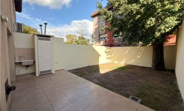 Duplex Ph 100m2 2 dormitorios y jardin en el barrio Zapiola