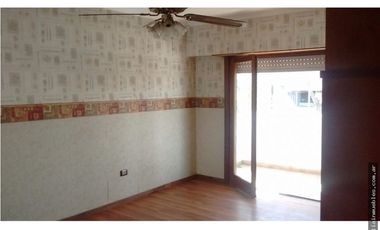 Chalet - 3 dormitorios-Quincho- Jardin- Garage-San Carlos