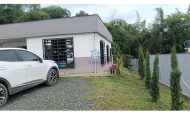 Casa campestre en venta en Vía Principal-Santa Rosa de Cabl