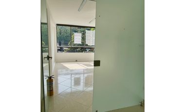 VENTA DE OFICINA EN RODEO PLAZA