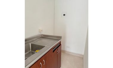 VENTA DE OFICINA EN RODEO PLAZA