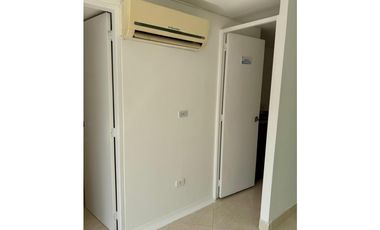 VENTA DE OFICINA EN RODEO PLAZA