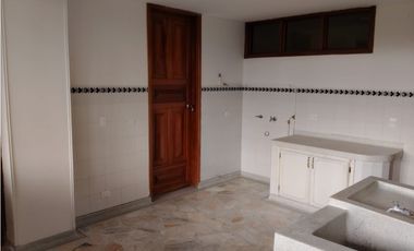 Casa campestre en renta – Cerritos, Pereira