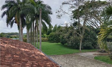 Casa campestre en renta – Cerritos, Pereira