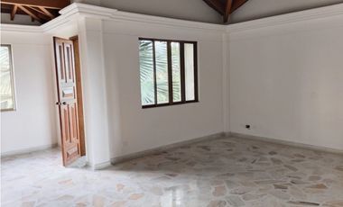 Casa campestre en renta – Cerritos, Pereira