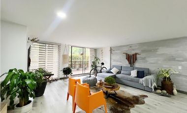 Venta de apartamento en el Poblado Medellín, sector Club Campestre