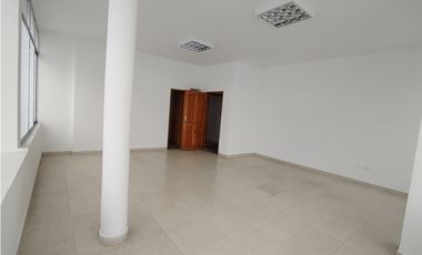 ✨ OFICINA EN RENTA – CENTRO DE ARMENIA, QUINDO