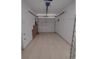 SE ARRIENDA CASA EN EL BARRIO EL MORA DE MONTERIA.