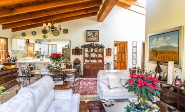 CASA EN VENTA|DE UN SOLO NIVEL|VALLE DE BRAVO