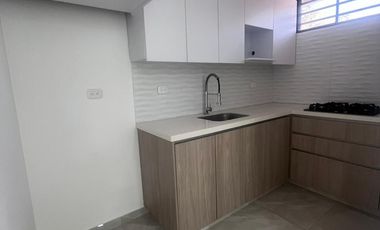 En el Caney se alquila Apartamento Dúplex en 2do y 3er piso