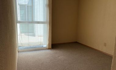 Casa en condominio en Col. Jiménez Cantú, Cuautitlán Izcalli con 2 rec y 2 baños