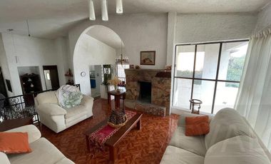 Casa en  Venta en Tequisquiapan con Jardín extenso