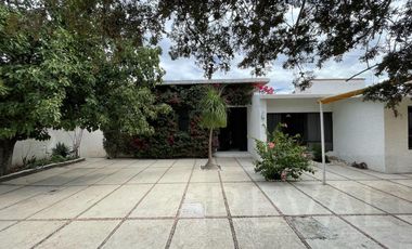 Casa en  Venta en Tequisquiapan con Jardín extenso