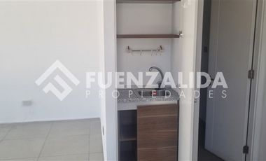 Oficina en Arriendo en Strip Center Vicuña MACKENA