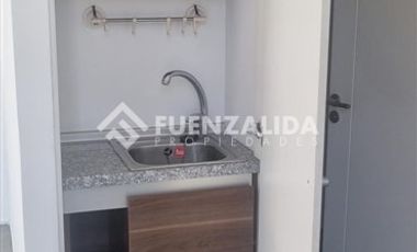 Oficina en Arriendo en Strip Center Vicuña MACKENA