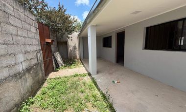 Casa en venta c/ cochera en Palpalá