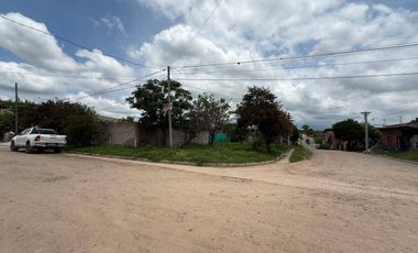 Casa en venta c/ cochera en Palpalá
