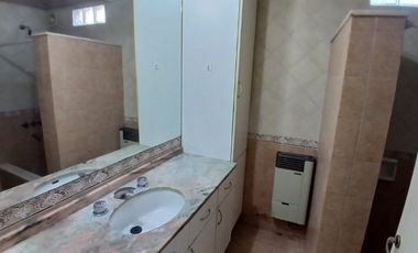 Departamento Tipo Casa en alquiler en Remedios de Escalada Este