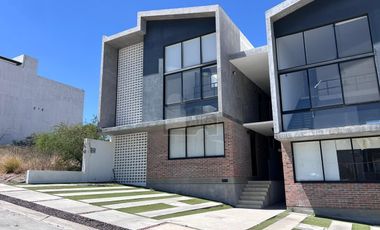 Duplex venta o renta en Valle Tinto, Corregidora