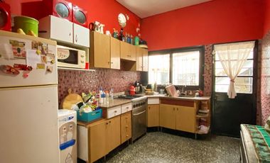 Casa en venta en Lanús - AMPLIAS MODALIDADES DE PAGO !