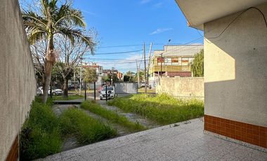 Casa en venta en Lanús - AMPLIAS MODALIDADES DE PAGO !