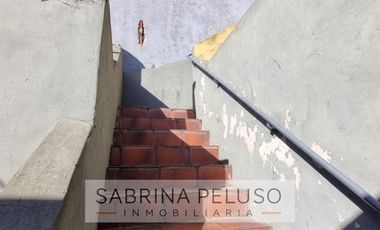 Venta de casa multifamiliar en Gregorio de Laferrere