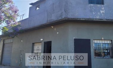 Venta de casa multifamiliar en Gregorio de Laferrere
