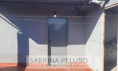 Venta de casa multifamiliar en Gregorio de Laferrere