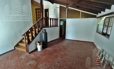 Casa mas departamento de dos ambientes en un hermoso barrio residencial de Mar de Ajo!!