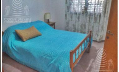 Casa mas departamento de dos ambientes en un hermoso barrio residencial de Mar de Ajo!!