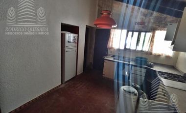 Casa mas departamento de dos ambientes en un hermoso barrio residencial de Mar de Ajo!!