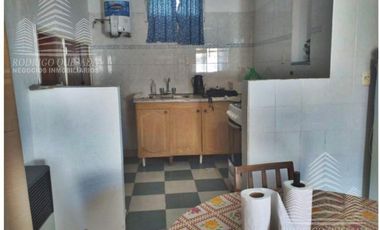 Casa mas departamento de dos ambientes en un hermoso barrio residencial de Mar de Ajo!!