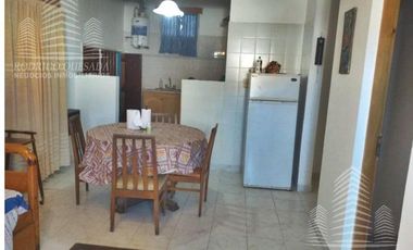 Casa mas departamento de dos ambientes en un hermoso barrio residencial de Mar de Ajo!!