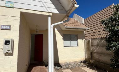 AMPLIA CASA DE 4D EN EL SOL, QUILPUE