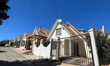 AMPLIA CASA DE 4D EN EL SOL, QUILPUE