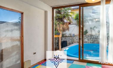 Casa en venta  5 dormitorios C/ est en Miraflores bajo