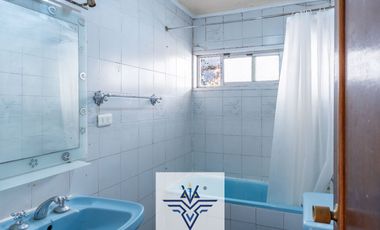Casa en venta  5 dormitorios C/ est en Miraflores bajo