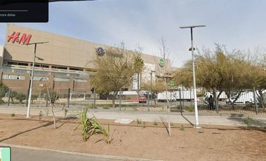 Casa en venta c/ estacionamiento en Metro Macul