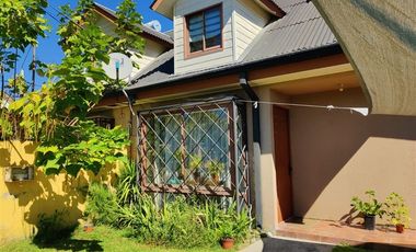 Casa en Arriendo en Avenida Duao 703, Maule