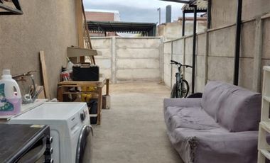 Casa en Arriendo en Avenida Duao 703, Maule