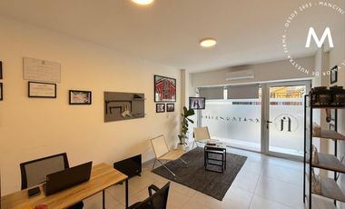 Local en venta con dos baños - Villa Ballester Centro