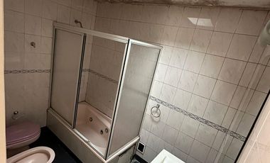 Departamento 3 ambientes amplios todos los servicios! Permuta por propiedad en La Costa!