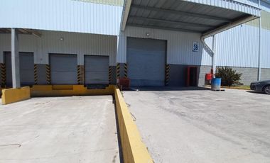 Depósito en Garin