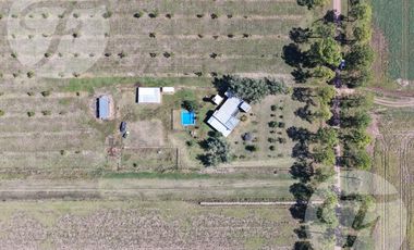 Casa de Campo en Alquiler en Gobernador Castro | 0.5 hectárea con Piscina, 4 Dormitorios y Equipada